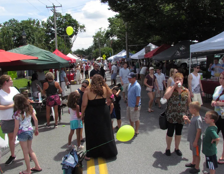 Wilton Sidewalk Sale Street Fair.png